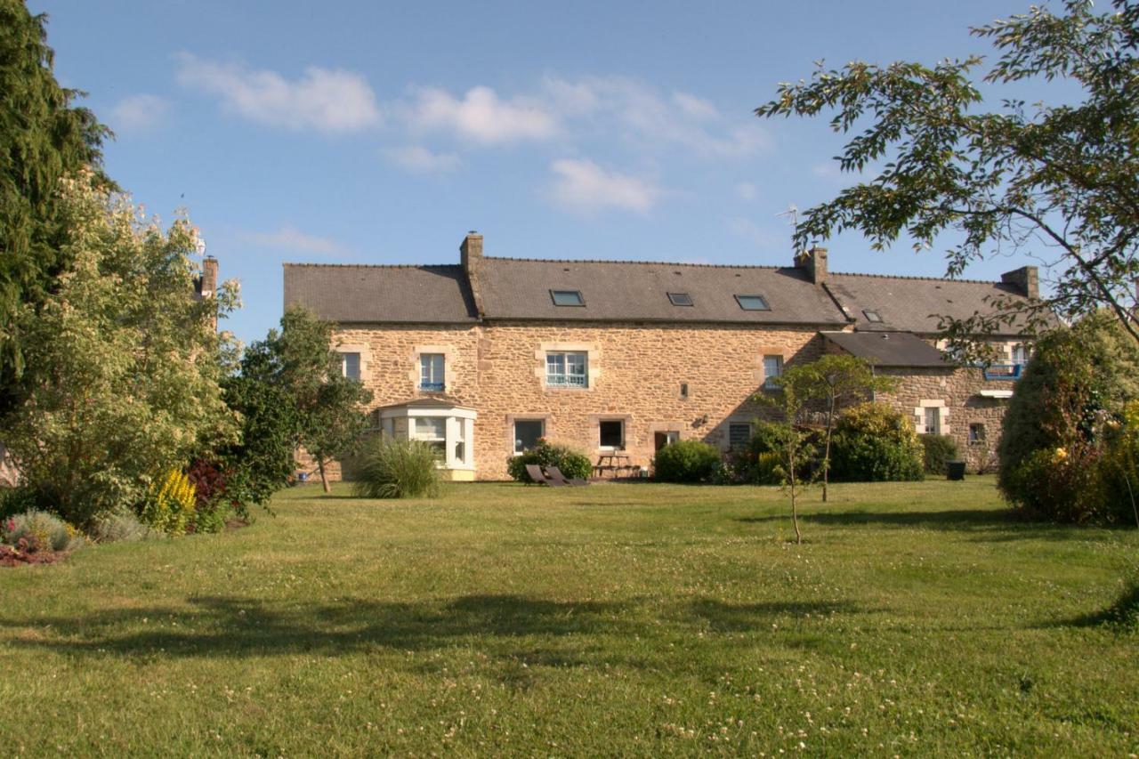 Clos St Ange Vildé-Guingalan エクステリア 写真